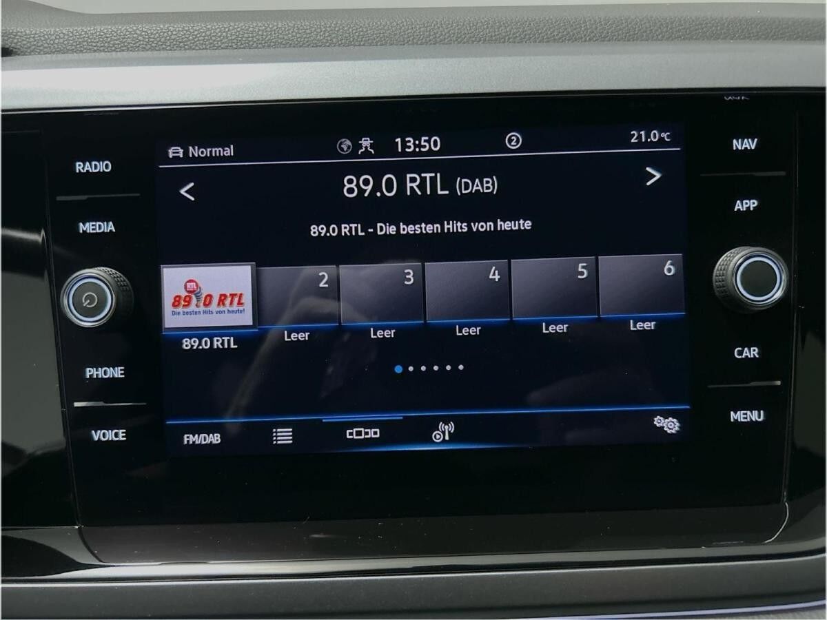 Volkswagen Polo VI 1.0 TSI Active CarPlay Virt PDC Kamera