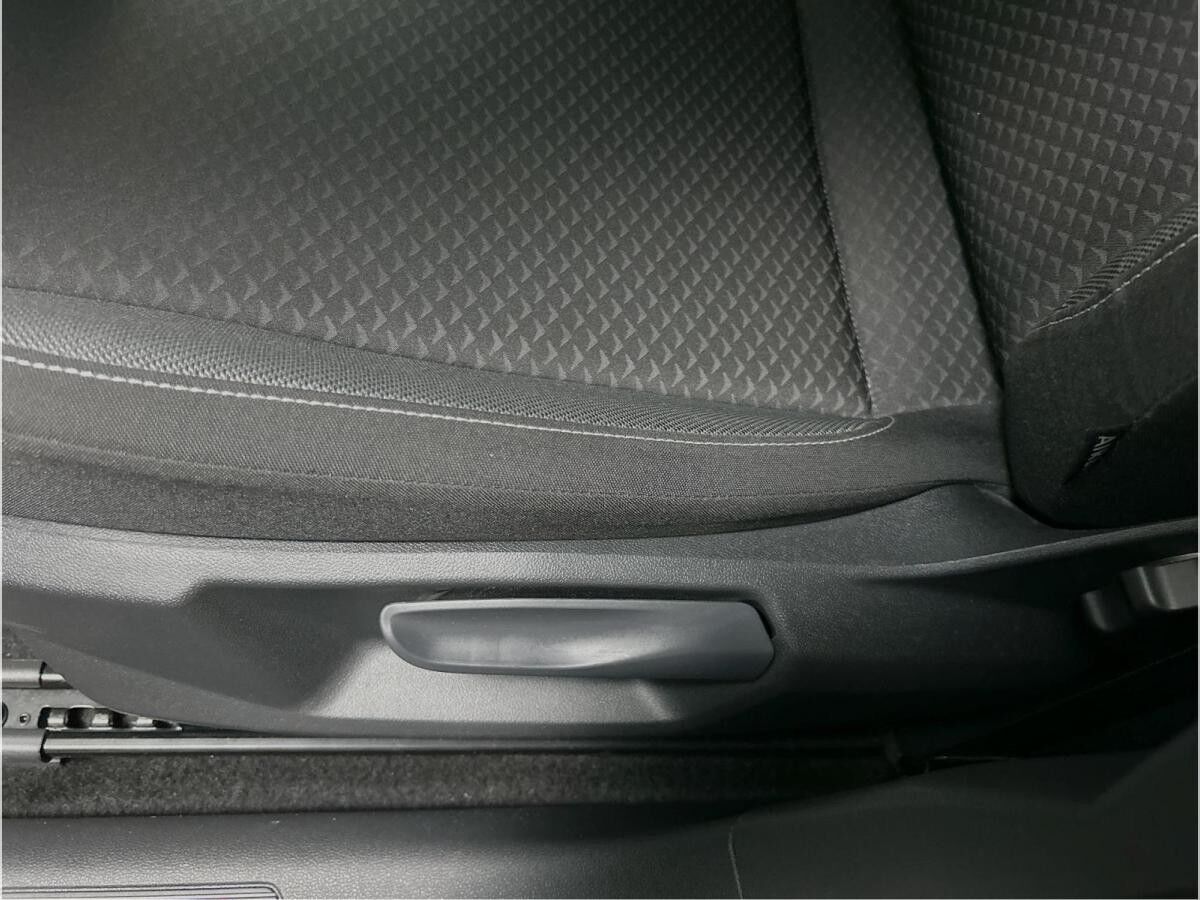 Volkswagen Polo VI 1.0 TSI Active CarPlay Virt PDC Kamera