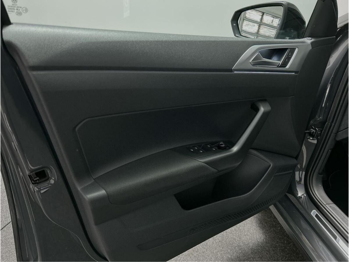 Volkswagen Polo VI 1.0 TSI Active CarPlay Virt PDC Kamera