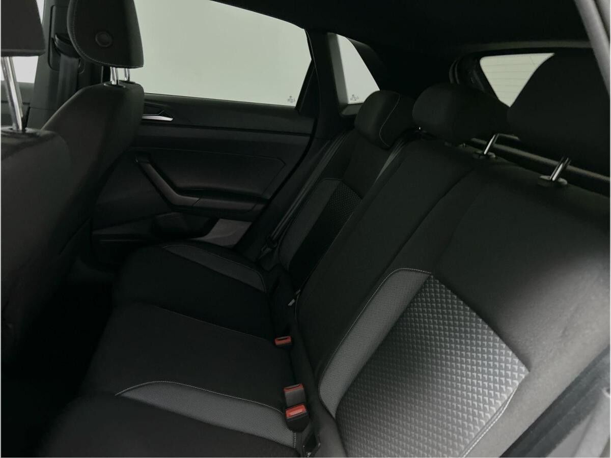 Volkswagen Polo VI 1.0 TSI Active CarPlay Virt PDC Kamera