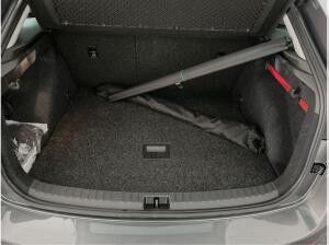 Skoda Scala 1.5 TSI DSG Tour Sitzh Klimaaut. PDC