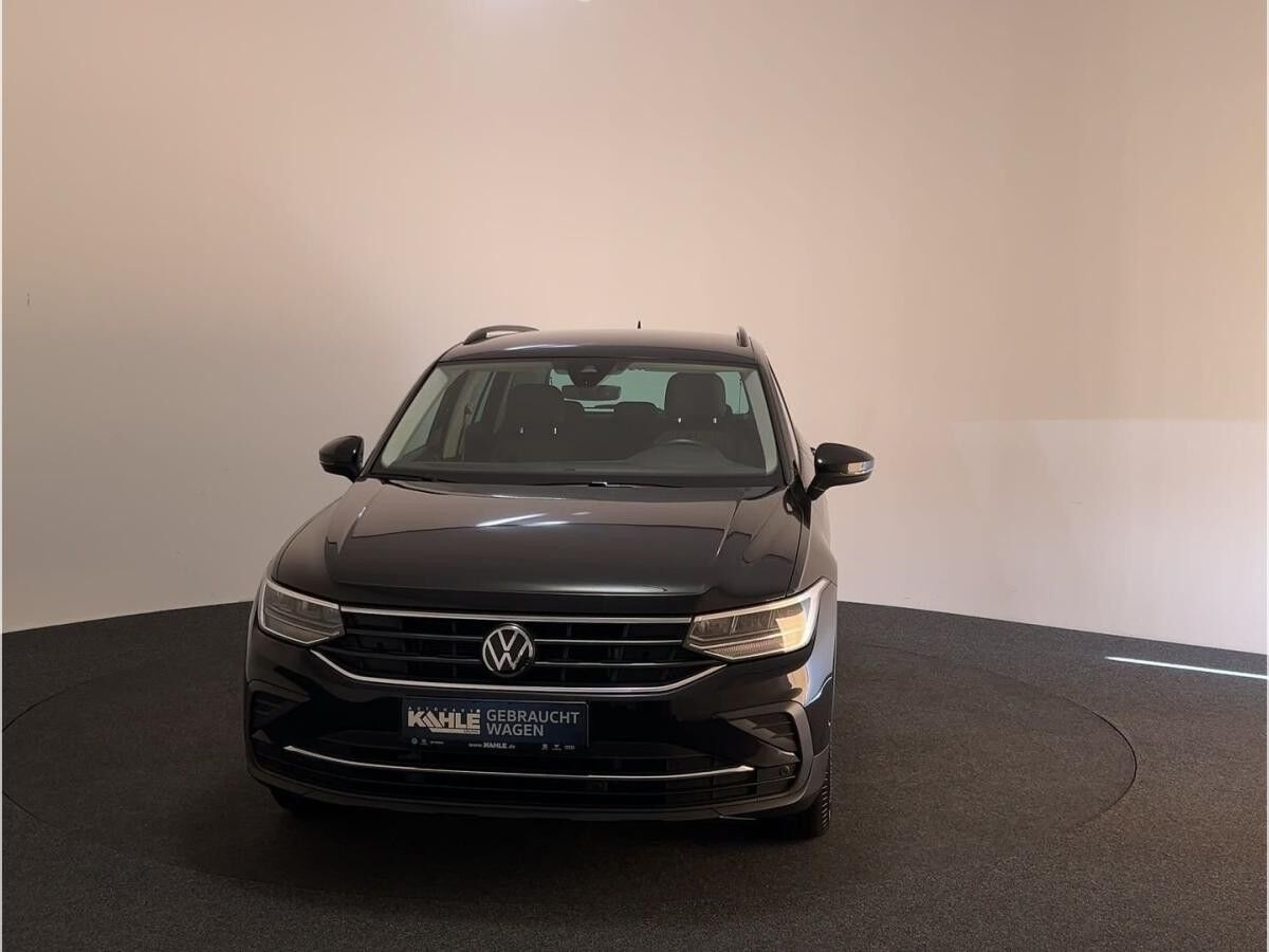 Volkswagen Tiguan 1.5 TSI Life Black ACC AHK LED Navi Virt