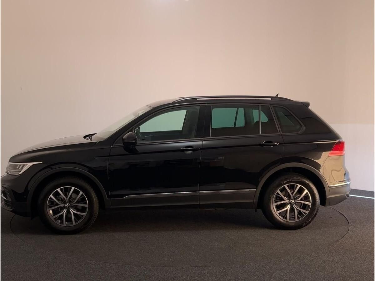 Volkswagen Tiguan 1.5 TSI Life Black ACC AHK LED Navi Virt