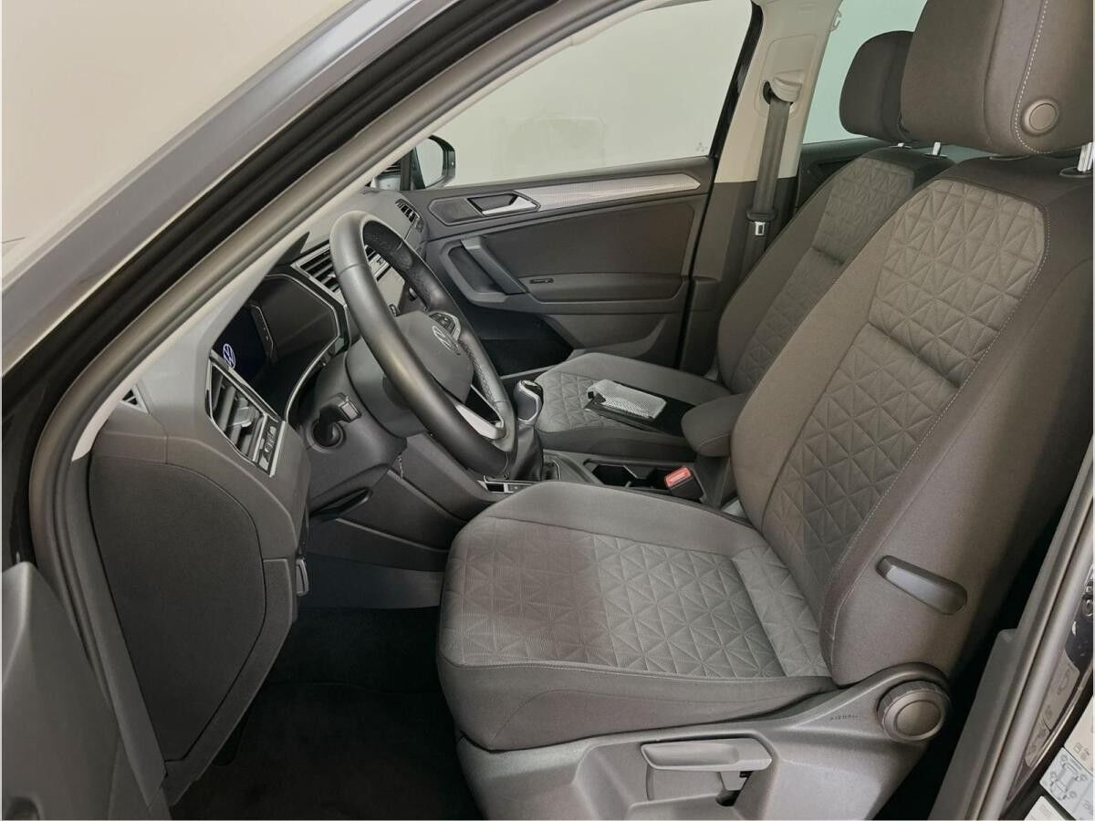 Volkswagen Tiguan 1.5 TSI Life Black ACC AHK LED Navi Virt