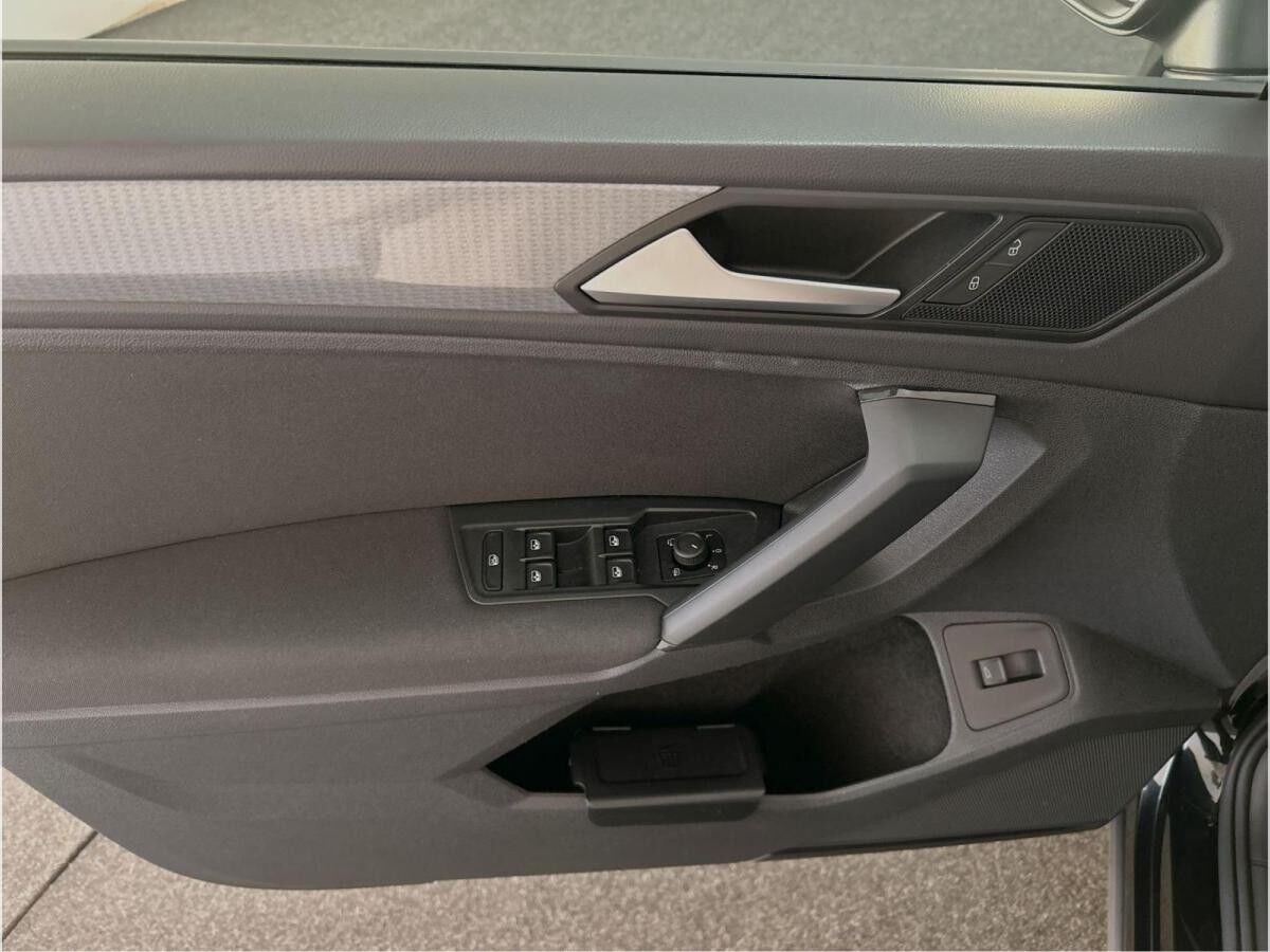 Volkswagen Tiguan 1.5 TSI Life Black ACC AHK LED Navi Virt