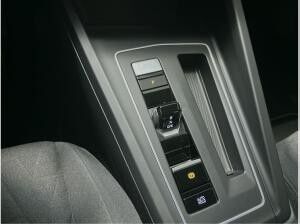 Volkswagen Golf VIII Variant 1.5 eTSI Life CarPlay Hyb. ACC