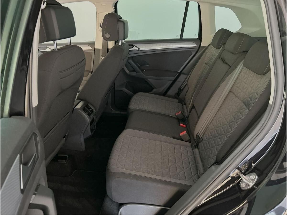 Volkswagen Tiguan 1.5 TSI Life Black ACC AHK LED Navi Virt