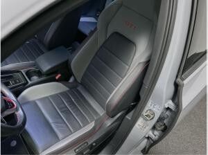 Volkswagen Golf VIII GTI 2.0 TSI DSG