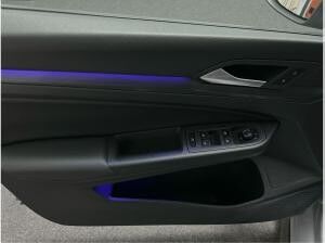 Volkswagen Golf VIII GTI 2.0 TSI DSG