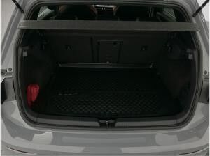 Volkswagen Golf VIII GTI 2.0 TSI DSG