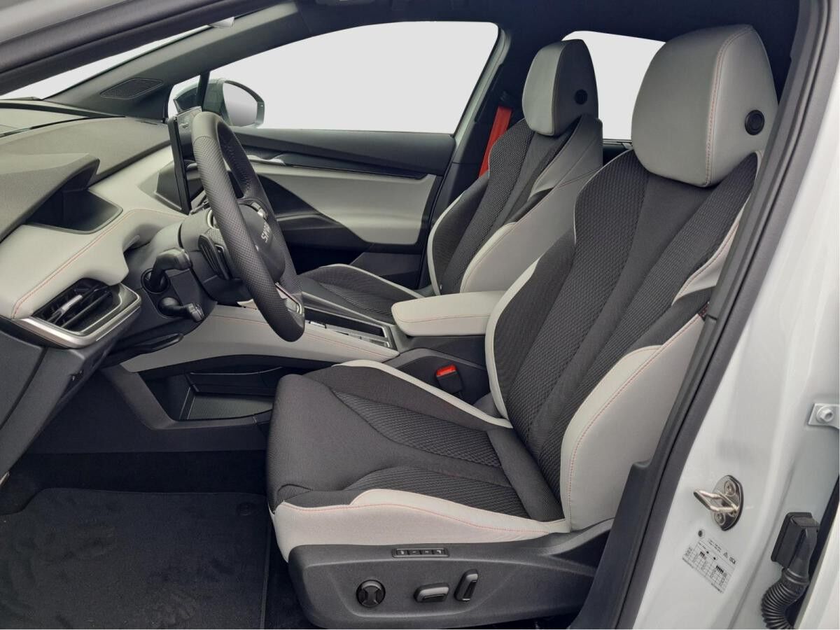 Skoda Elroq 85 First Edition II h AHK WPump