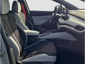 Skoda Elroq 60 63 kWh WPumpe AHK MATRIX Navi