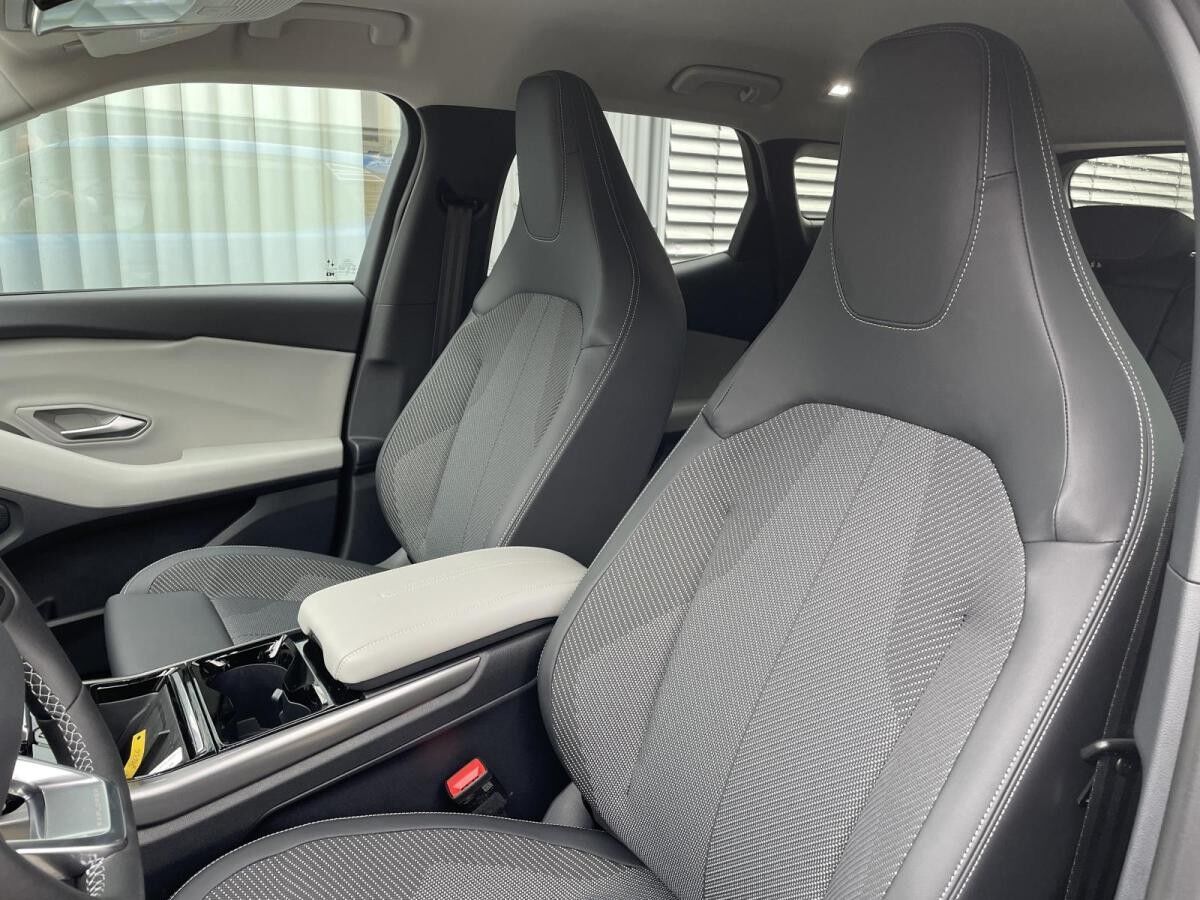 Ford Explorer RWD BEV * Sofort Verfügbar *