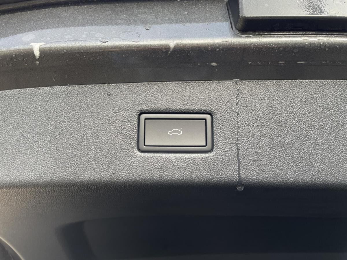 Ford Explorer AWD BEV * Sofort Verfügbar *