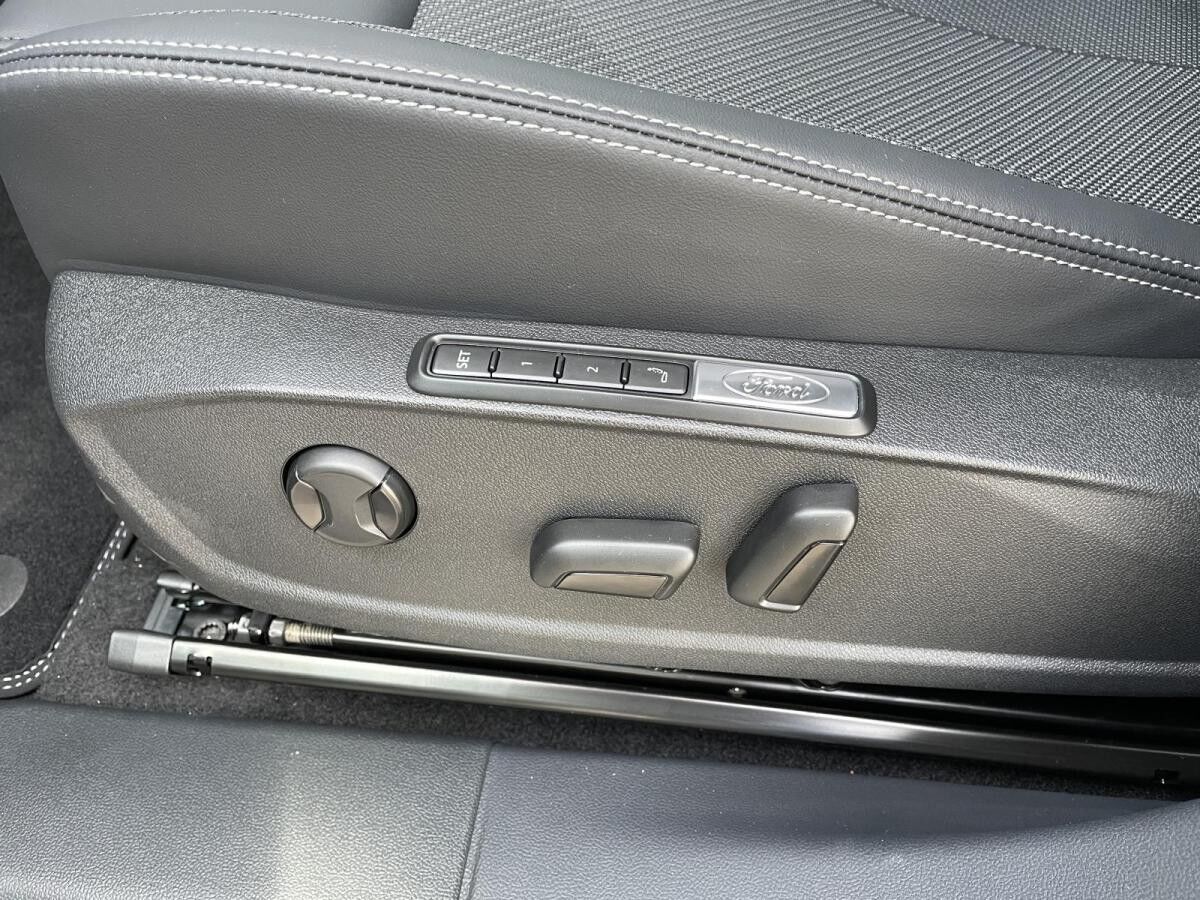 Ford Explorer AWD BEV * Sofort Verfügbar *