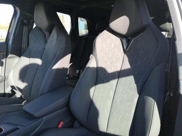 Cupra Terramar 2.0 TSI 195 kW 4Drive VZ AHK SHZ KAMERA PDC