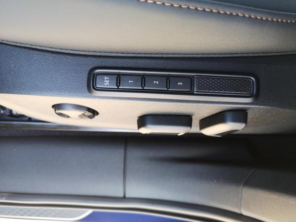 Cupra Terramar 2.0 TSI 195 kW 4Drive VZ AHK SHZ KAMERA PDC