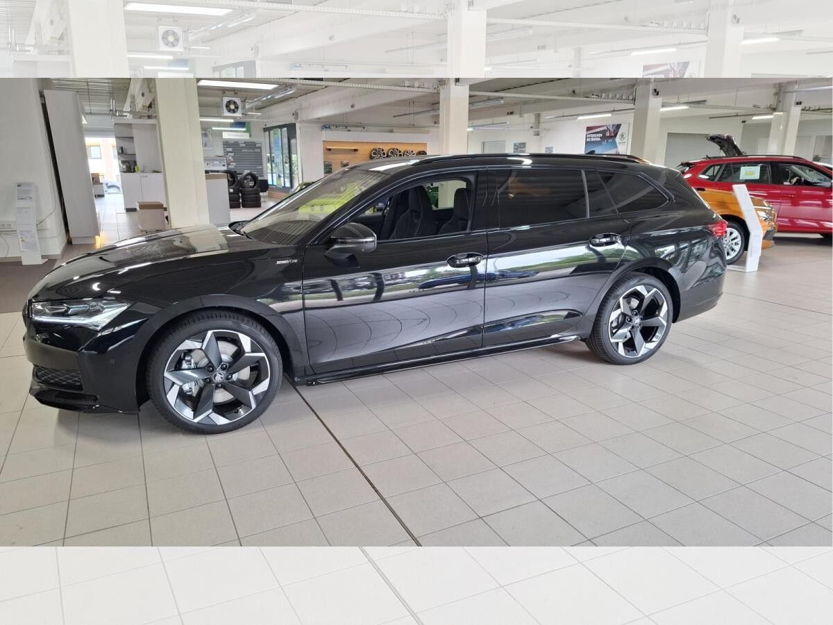 Skoda Superb Combi 193 PS Sportline 4x4 AHK Navi