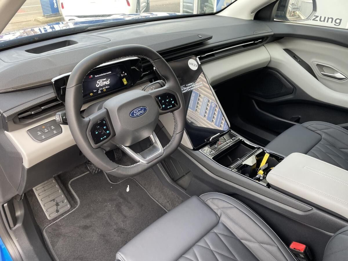 Ford Explorer Premium * Sofort Verfügbar *