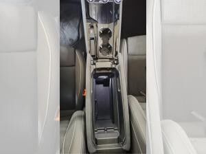 Skoda Superb Combi 193 PS Sportline 4x4 AHK Navi