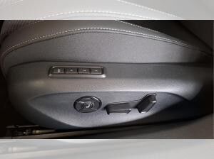 Skoda Superb Combi 193 PS Sportline 4x4 AHK Navi