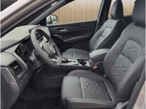 Nissan Qashqai TEKNA, LEDER,  AVM