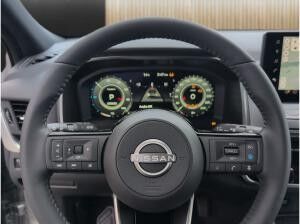 Nissan Qashqai TEKNA, LEDER,  AVM