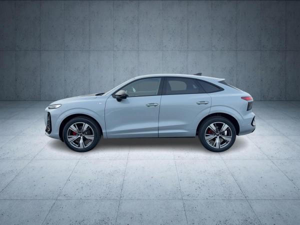 Audi Q3 Sportback TFSI S tr. PANO LED 19 FLA DynPaket