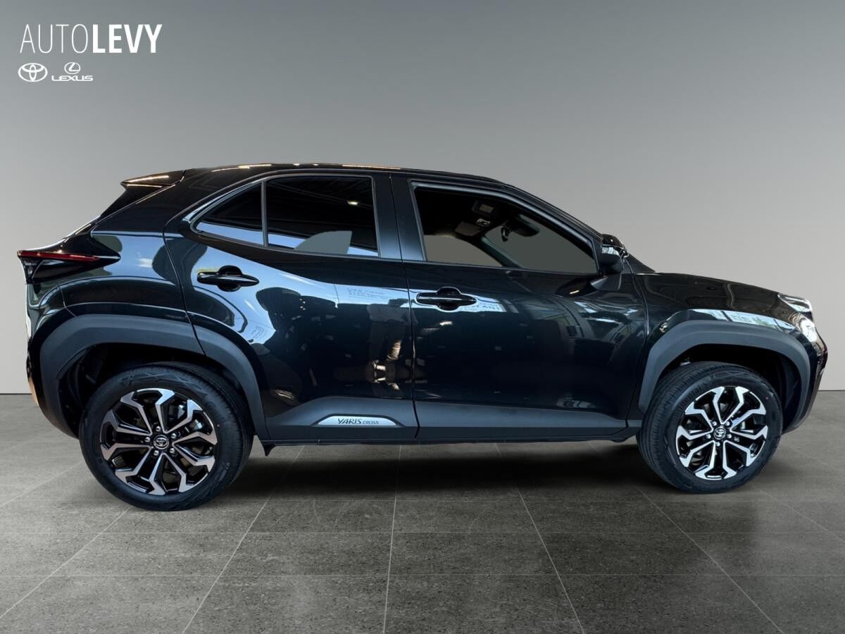 Toyota Yaris Cross TEAMPLAYER SHZ*LENKHZ*PDC