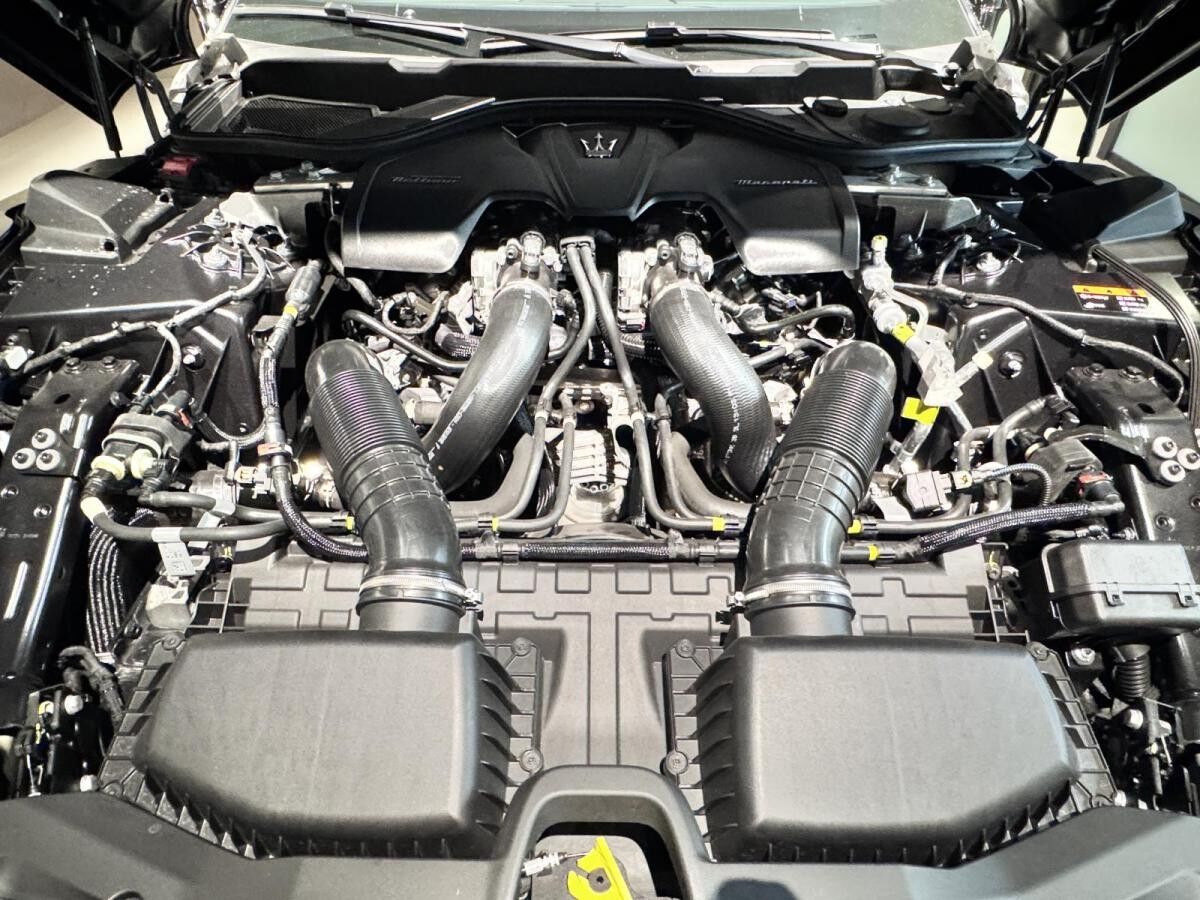 Maserati GranCabrio TROFEO/ 5J Garantie/ Airscarf