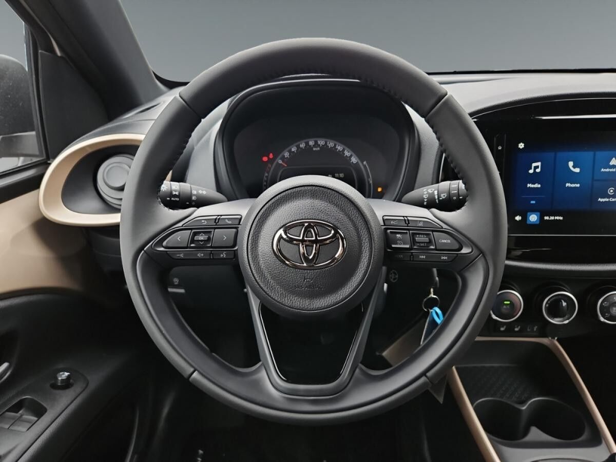 Toyota Aygo X Teamplayer +SHZ+CarPlay+Navi*1,99% !!