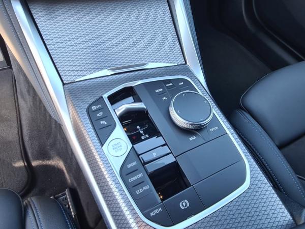 BMW M440i xDrive Gran Coupé HK HiFi DAB Komfortzg.