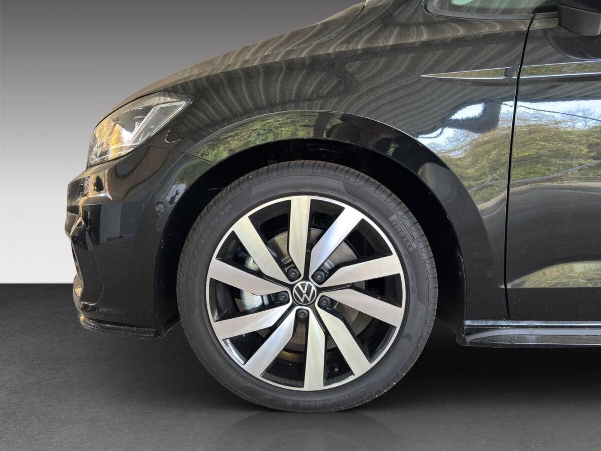 Volkswagen Touran 1.5 TSI DSG Goal 7-Sitzer R-Line AHK