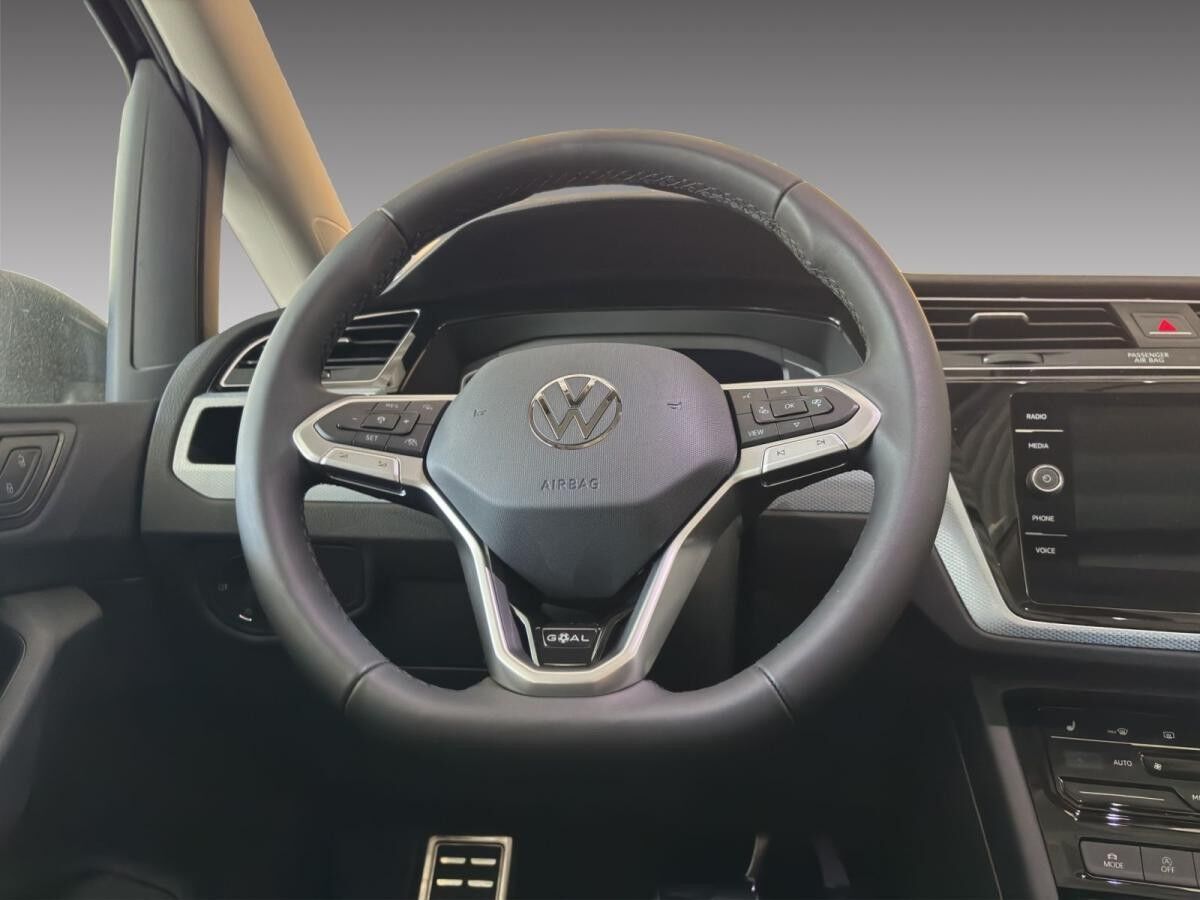 Volkswagen Touran 1.5 TSI DSG Goal 7-Sitzer R-Line AHK