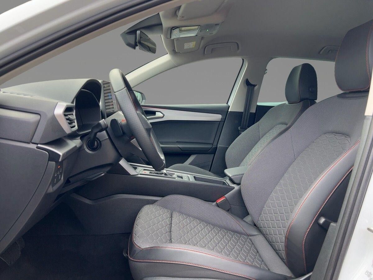 Seat Leon 1.5 eTSI FR DSG Matrix Kamera Navi