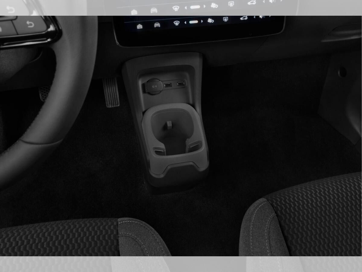 Leapmotor T03 95 PS BEV Panorama Navi ACC Klimaautom Fahrerprofil Musikstreaming DAB Keyless Entry