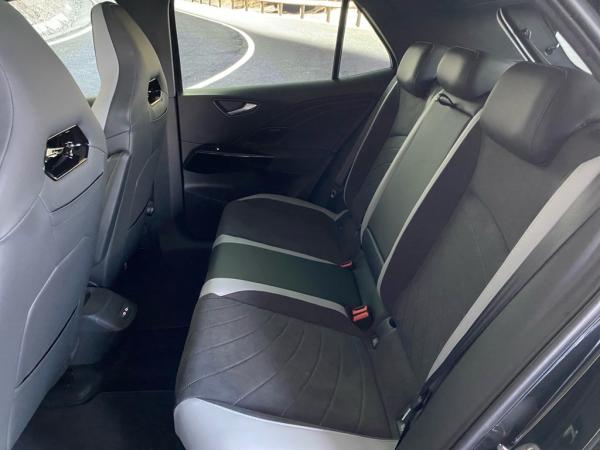 Volkswagen ID.3 Pro S AHK+PANO+HUD+BLACK+IQ.LIGHT+BAFA+NAVIPRO+IDQ1