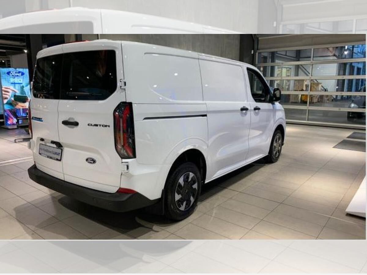 Ford Transit Custom BEV L1