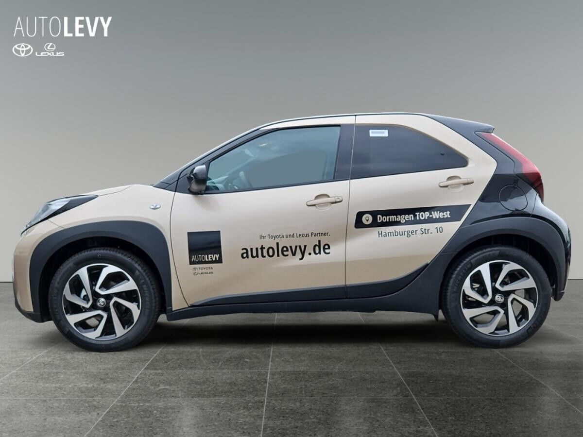 Toyota Aygo X Teamplayer +SHZ+CarPlay+Navi+1,99% !!