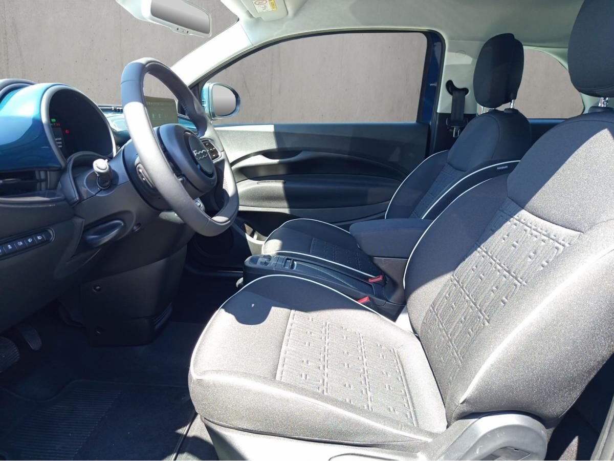 Fiat 500e Limousine 42 kWh *Standort Darmstadt*