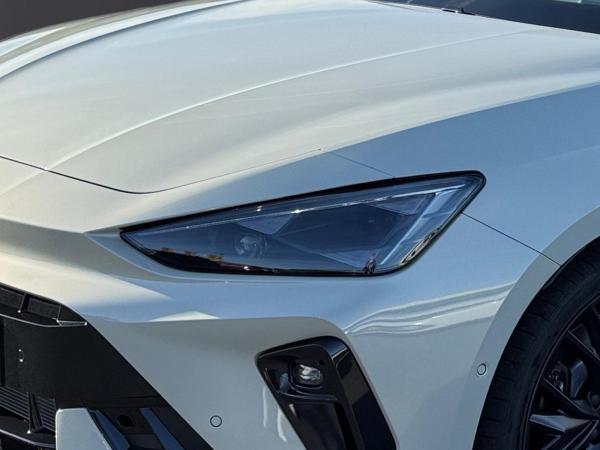 Cupra Leon Sportstourer VZ Black Ed. 1.5 e-Hybrid *Sennheiser*Intelligent*