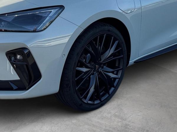 Cupra Leon Sportstourer VZ Black Ed. 1.5 e-Hybrid *Sennheiser*Intelligent*