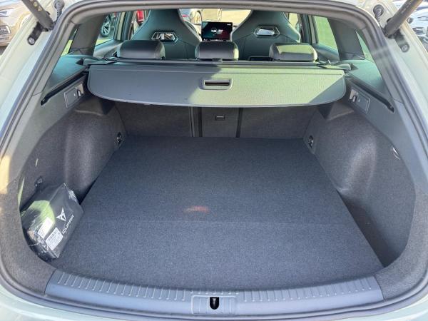 Cupra Leon Sportstourer VZ Black Ed. 1.5 e-Hybrid *Sennheiser*Intelligent*