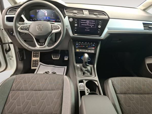 Volkswagen Touran 1.5 TSI Comfortline GOAL AHK ACC 7-Sitzer