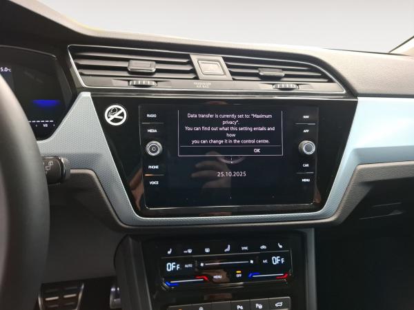 Volkswagen Touran 1.5 TSI Comfortline GOAL AHK ACC 7-Sitzer