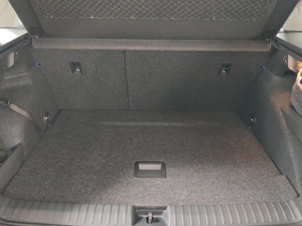 Skoda Kamiq 1.0 TSI Essence LED LM PDC SHZ Winter