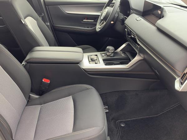 Mazda CX-60 ‼️ 𝗠𝗮𝘇𝗱𝗮 𝗖𝗫-𝟲𝟬 –𝟯𝟮𝟳 𝗣𝗦 ‼️𝗛𝗘𝗔𝗗-𝗨𝗣+𝗰𝗮.𝟲𝟱𝗸𝗺 𝗥𝗘𝗜𝗖𝗛𝗪𝗘𝗜𝗧𝗘