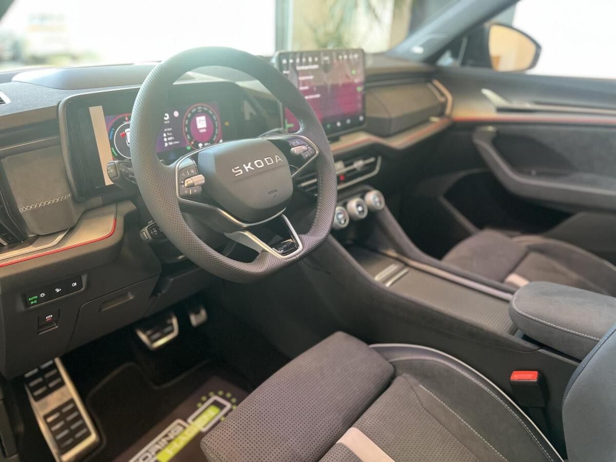 Skoda Kodiaq Sportline Plug-In 0,5% Alle-Pakete|AHK|20"|HUD