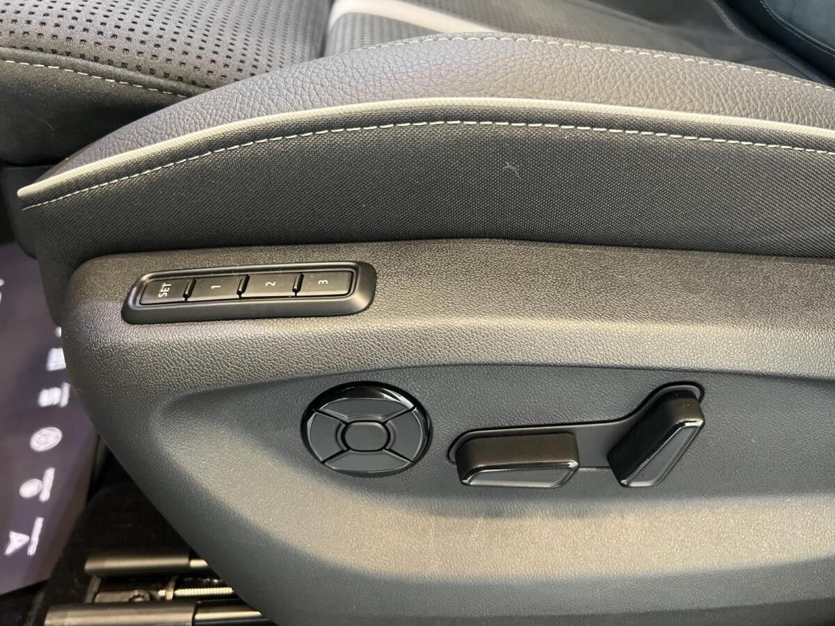 Skoda Kodiaq Sportline Plug-In 0,5% Alle-Pakete|AHK|20"|HUD