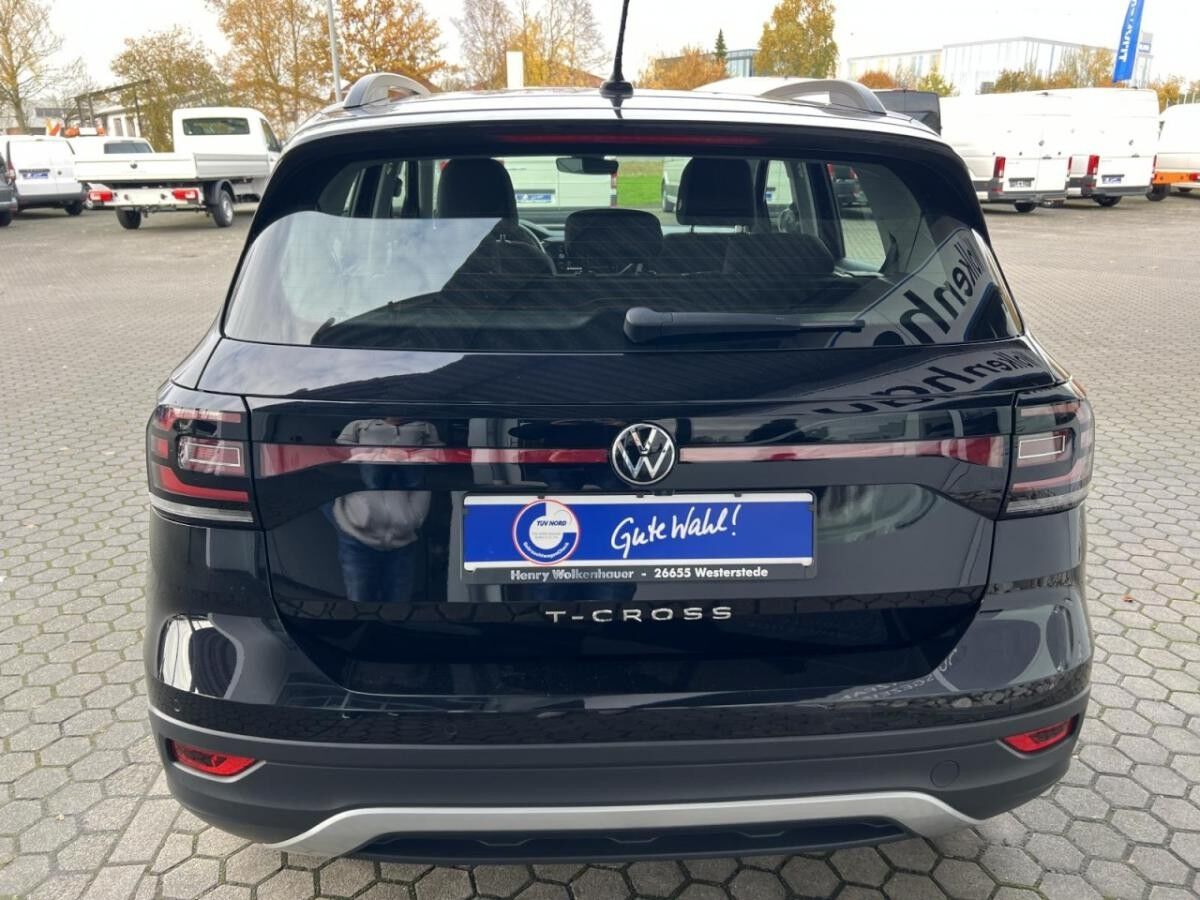 Volkswagen T-Cross 1.0 TSI ACC+PDC+RFK+KLIMA+NAVI+CARPLAY Volkswagen T-Cross 1.0 TSI ACC+PDC+RFK+KLIMA+NAVI+CARPLAY